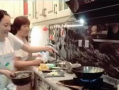 爆料婚姻房请大锅吃瓜,大锅吃瓜，揭秘娱乐圈夫妻背后的秘密